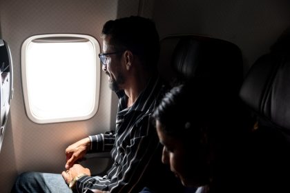 United Airlines argues a ‘window seat’ doesn’t have to be by the window during a legal fight