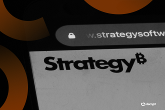 Strategy Bitcoin Sales ‘Mostly Noise,’ Standard Chartered Says, Holding $100K BTC Call