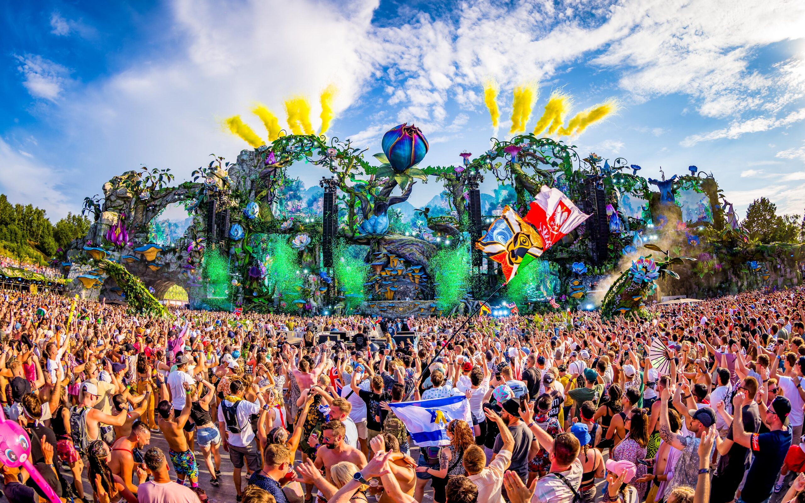 Tomorrowland Weekend 1 to Feature Extra Confetti and Other Effects after Fireworks Banned