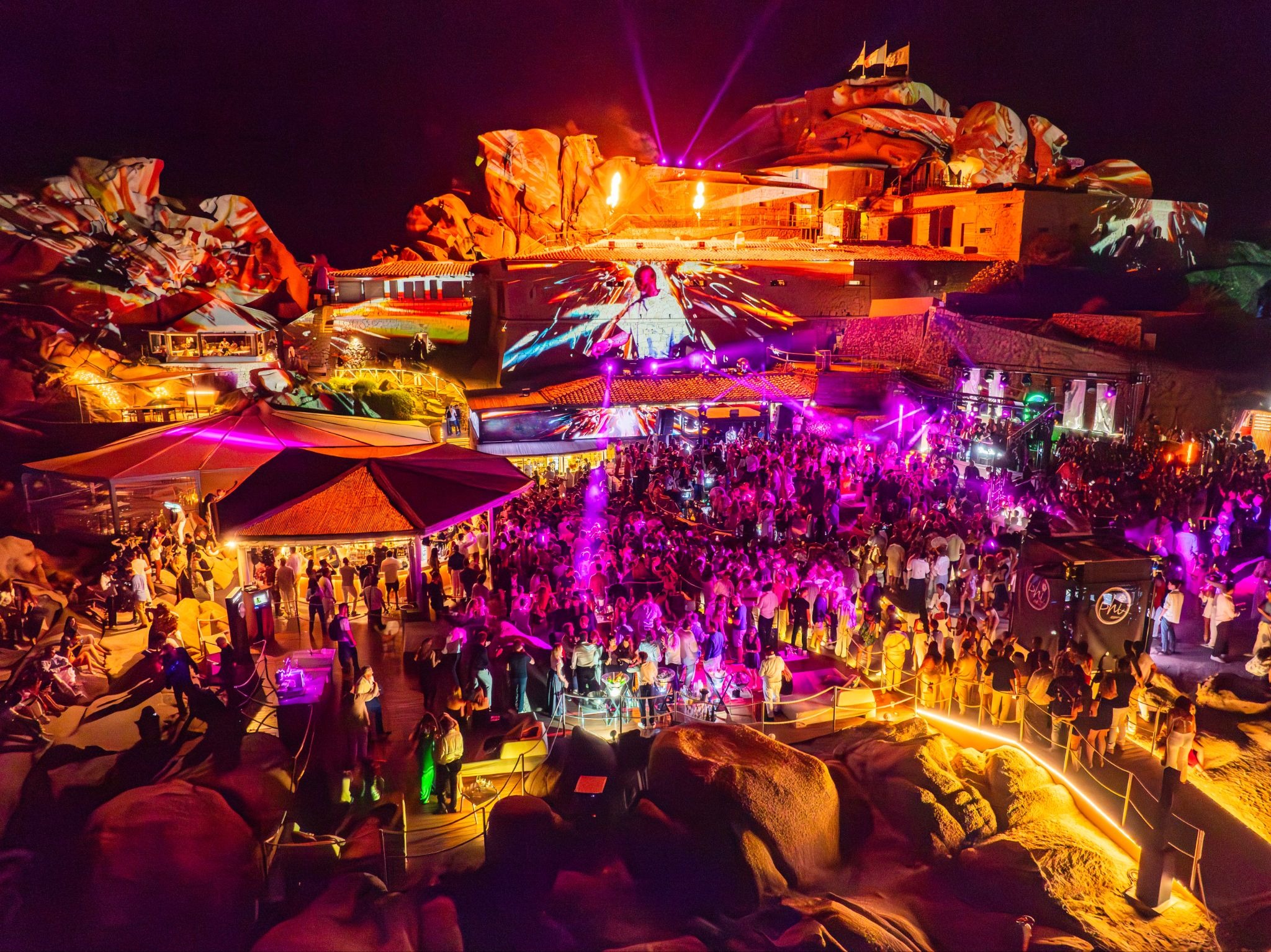 Phi Beach Sardinia Unveils Stacked 2026 Summer Lineup