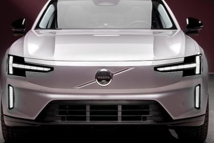 Volvo contemplates electric sedan and wagon for the US market
