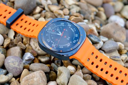 The Galaxy Watch Ultra 2 is finally ready to dive, and the Watch 9 40mm gets a bigger battery