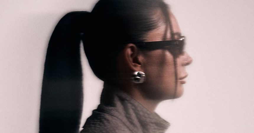 The Cover Mix: Hannah Laing