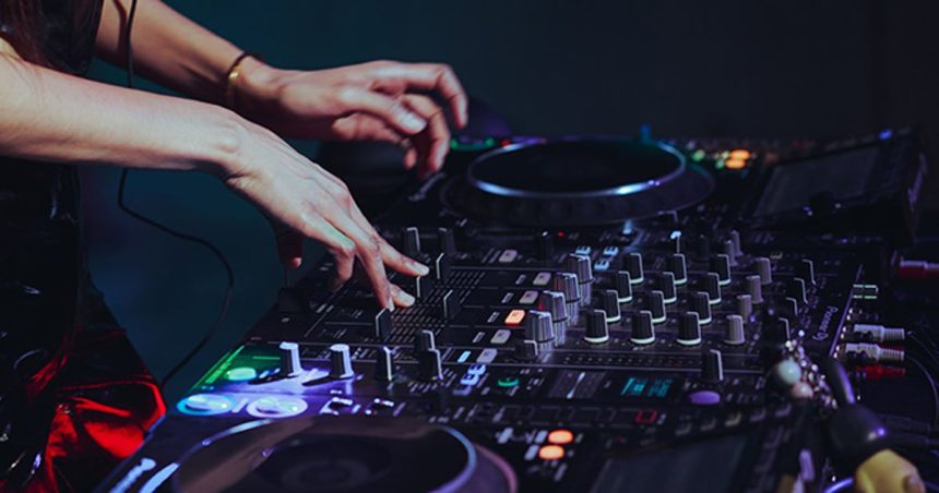 Grassroots venues, promoters and artists in the UK can now apply for the Liveline Fund