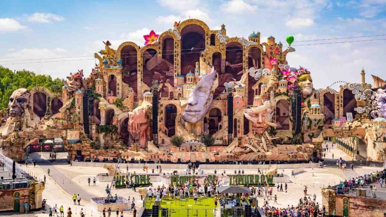 Two Consciencia Paintings Go Missing During Tomorrowland 2026 Weekend One