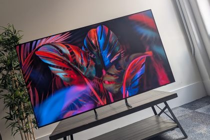 Samsung S90F OLED TV Review: Great Picture for Gaming, Movies and More