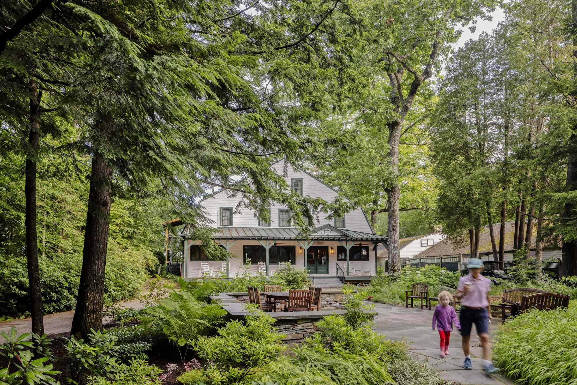 This All-inclusive Resort in Maine Is the Perfect Lakeside Summer Escape—and It Was Just Named the No. 1 Hotel in New England