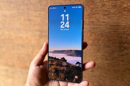 Enter the wrong PIN 13 times and your Galaxy phone is locked for good