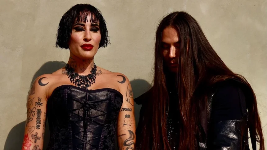 Indira Paganotto performs with metal guitarist Harald Barrett on Tomorrowland 2026 Mainstage: Watch