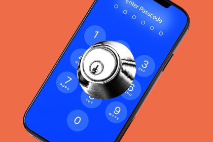 The US is charging an American citizen for wiping his phone at the border