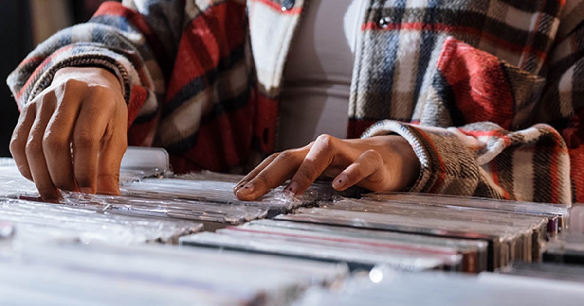 CD sales in the US rising quicker than vinyl for first time in 10 years