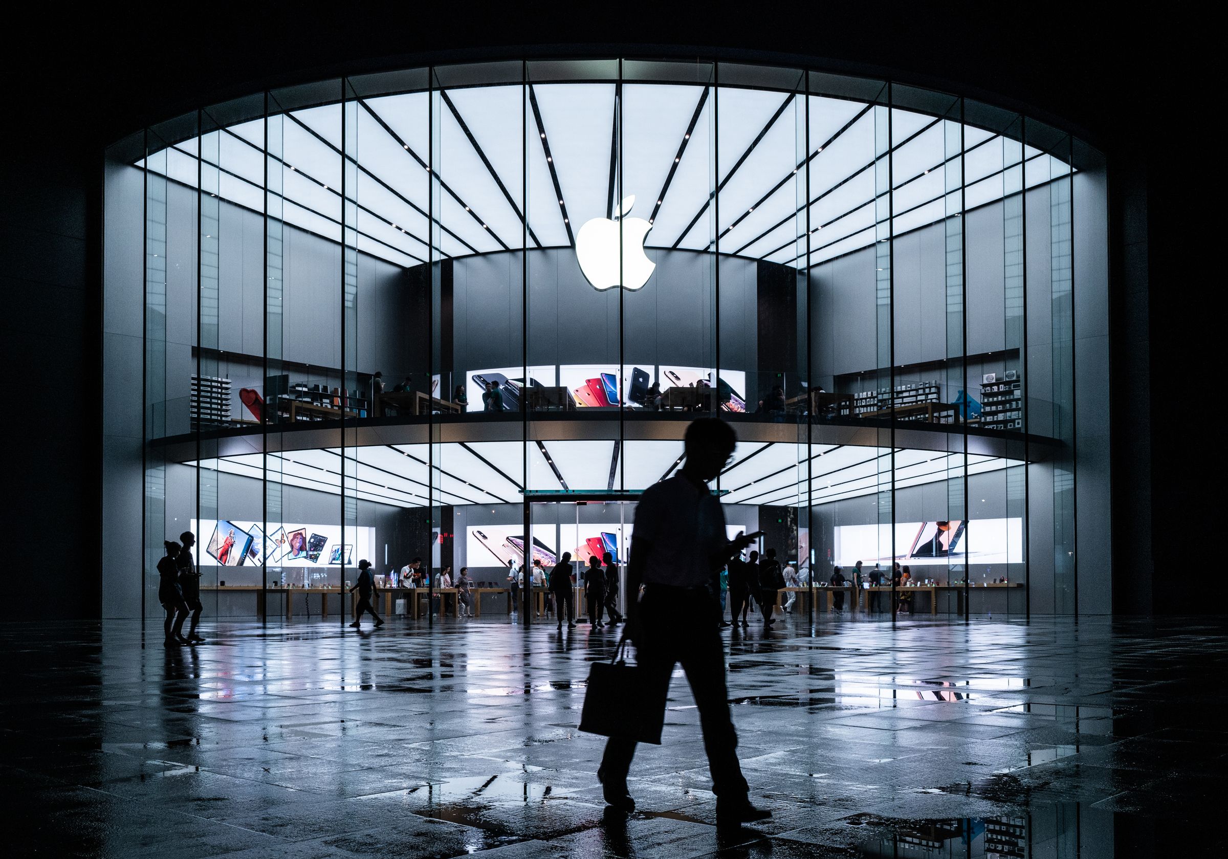 Security Roundup: Apple’s Hide My Email Service Fails to Hide Your Email