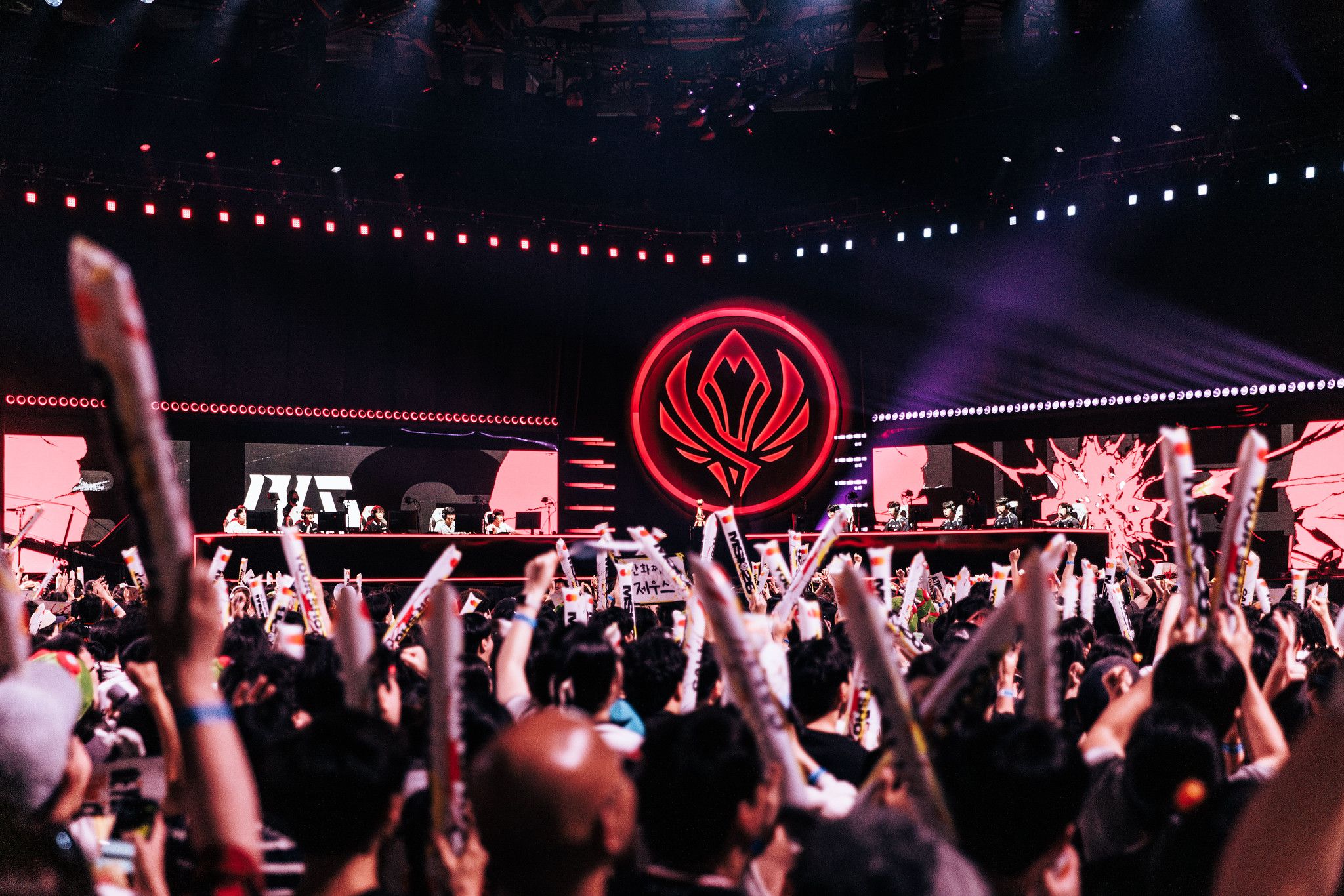 Riot Games Opens Doors for League of Legends Community Tournaments