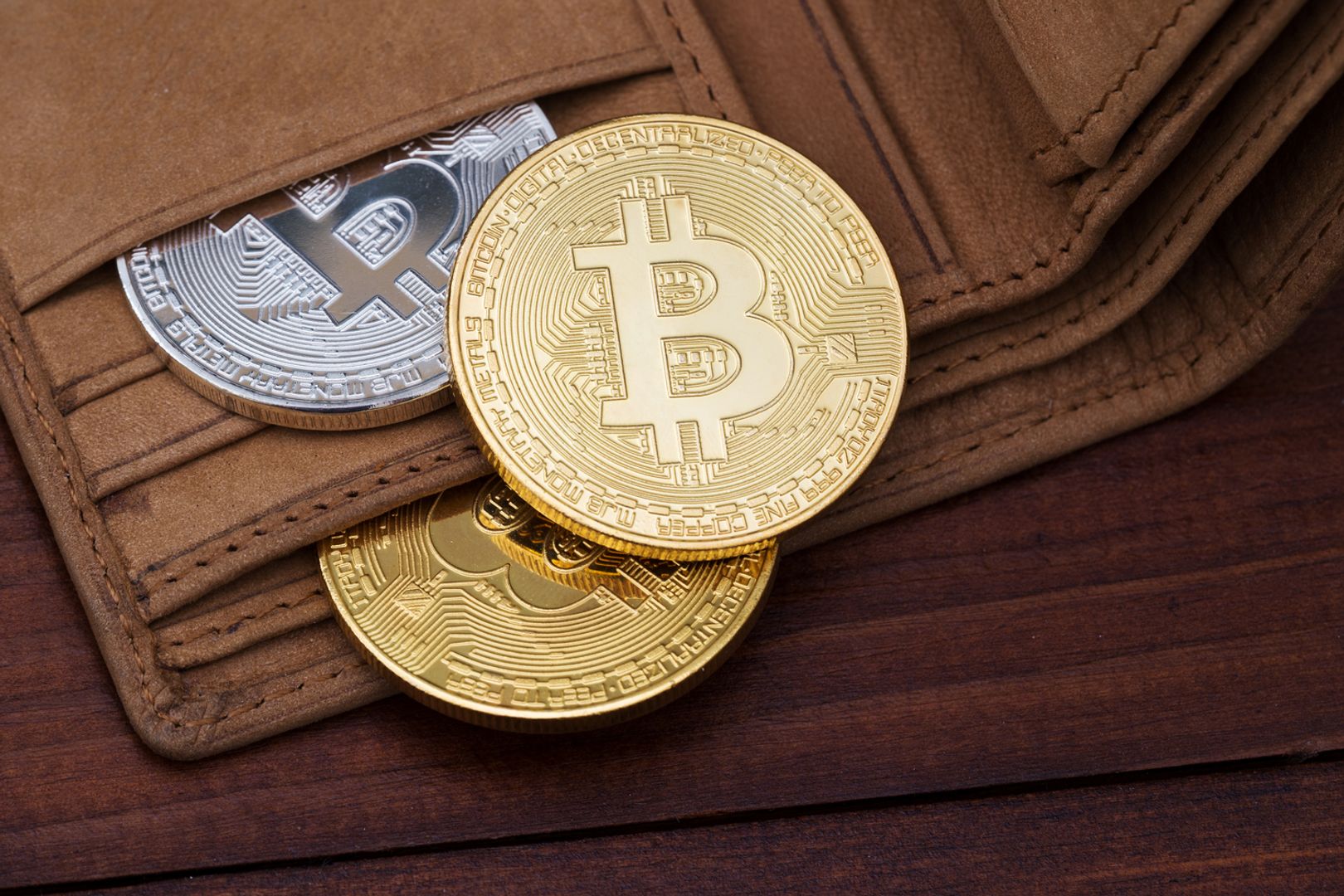 Bitcoin wallet dormant since 2011 moves $3.2 million toward FalconX-linked address