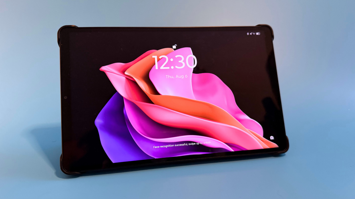 The Lenovo Legion Tab Gen 5 is a tablet to compete with MacBooks