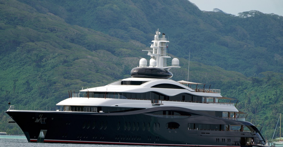 Zuckerberg’s yacht was closer, but someone else saved a stranded boat