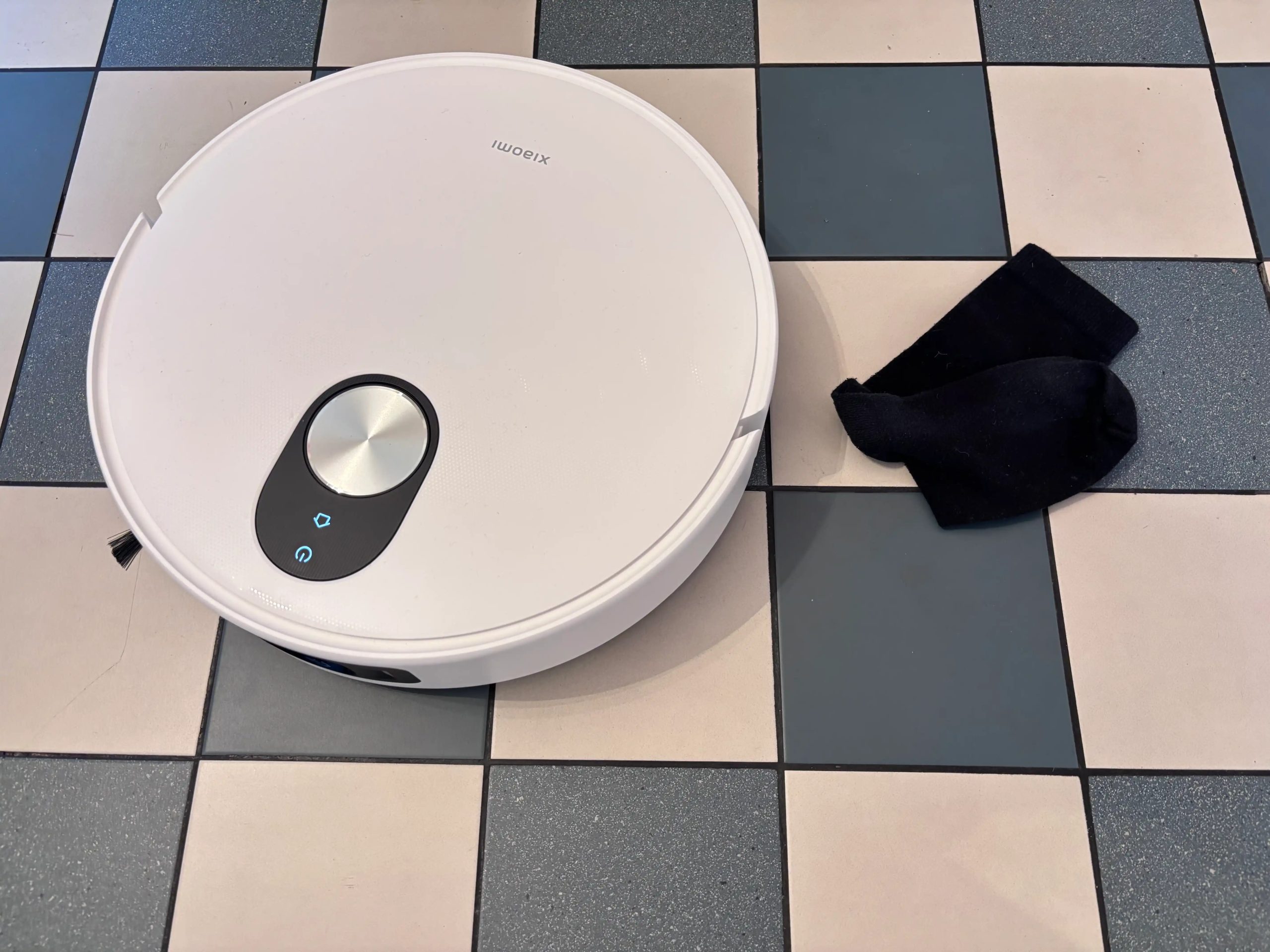 The FCC just changed the rules for robot vacuums. Here’s what it means for yours
