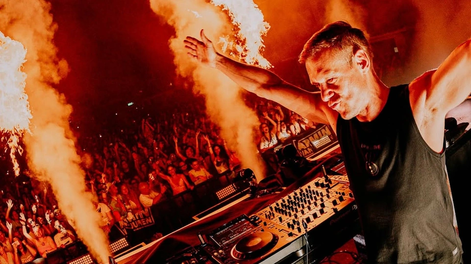 Armin van Buuren Brings Vinyl-Only Trance Sets to UNVRS Ibiza Residency