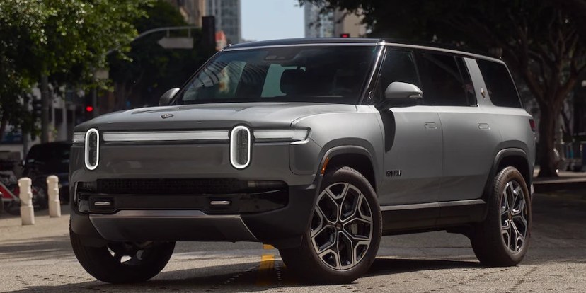 The 2027 Rivian R1S has captain’s chairs in the second row
