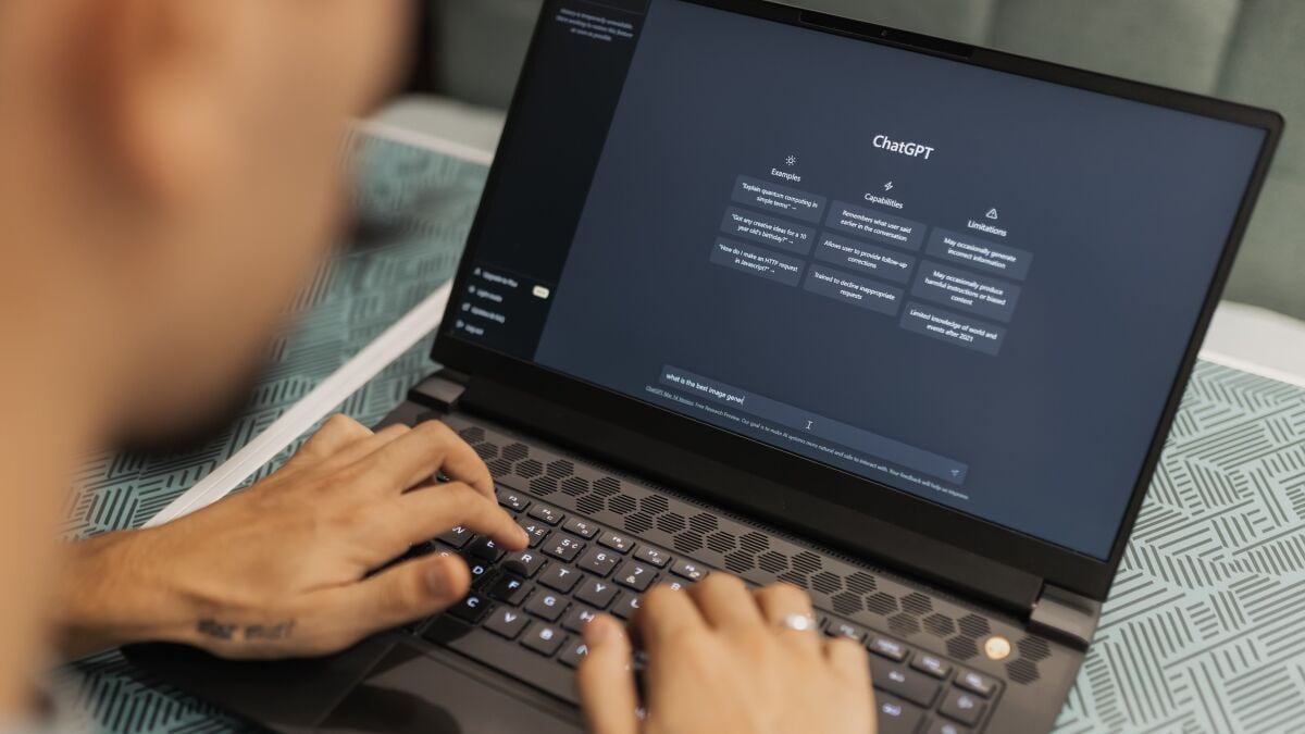 This platform gives you ChatGPT, Gemini, Claude, and 17+ other AI models for life for $54.97