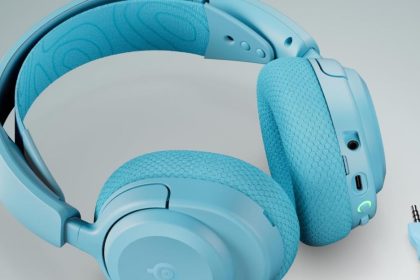 SteelSeries’ comfy wireless gaming headset is nearly half off