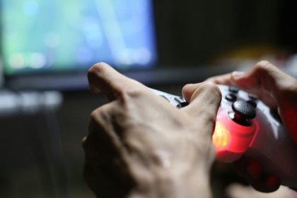 Bain & Co: Research shows only one in five players seek out new titles