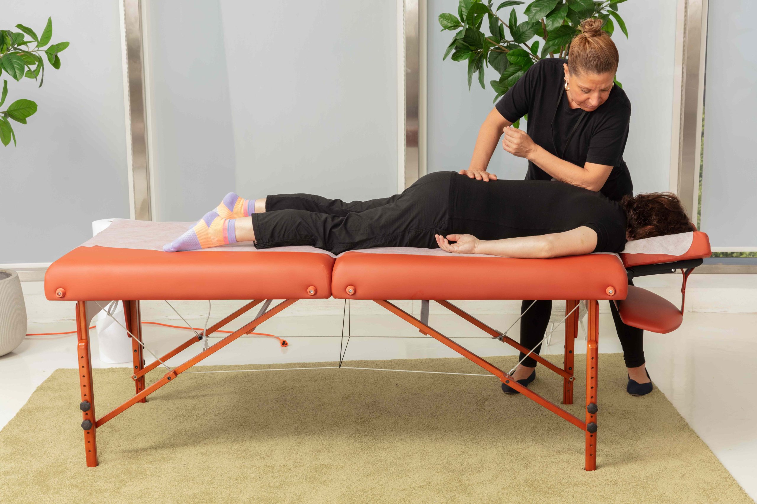 The 13 Best Massage Tables of 2026 for Home Use, Tested by Editors