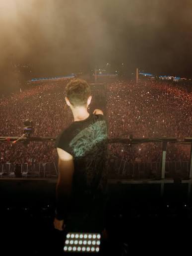 Zedd Performs ‘Halo’ Theme Live on Drums in New York City