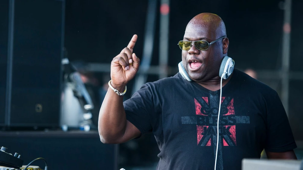 [Event Review] Carl Cox Brings Two Hours Of Old-School Energy To Dublin’s IMMA