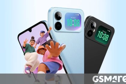 The Honor Play20A has a massive 6.9″ display, and a second one on the back