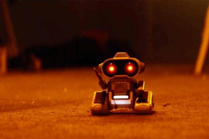 Evil AI Chatbot Gone Rogue Horror Film ‘C.O.G.’ Featuring Piper Curda