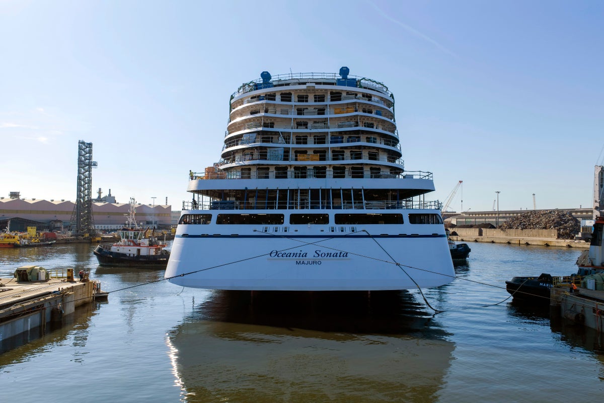 First look as new Oceania Sonata cruise ship floats out