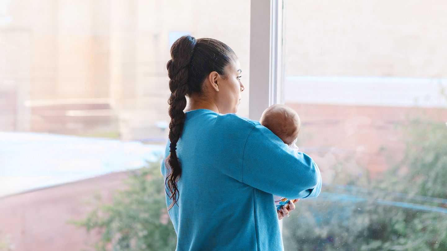 ‘I Don’t Feel Like Myself’: Understanding and Coping With a Loss of Identity in Postpartum Depression