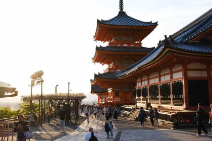 I’ve Lived in Tokyo for Over 2 Decades, and These Are the 3 Most Essential Japanese Phrases for Travelers