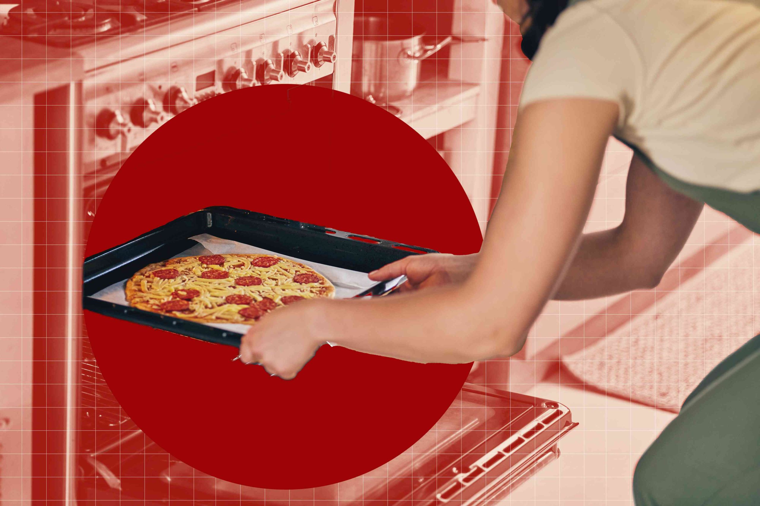 We Asked 3 Dietitians for Their Favorite Frozen Pizza—They All Said the Same Thing
