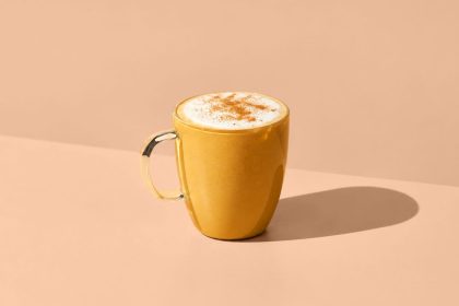5 Healthy and Delicious Homemade Lattes for Fall, According to RDs