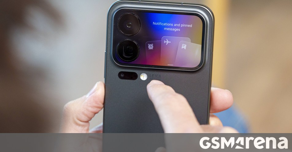 Honor 700 Pro to have a rear screen