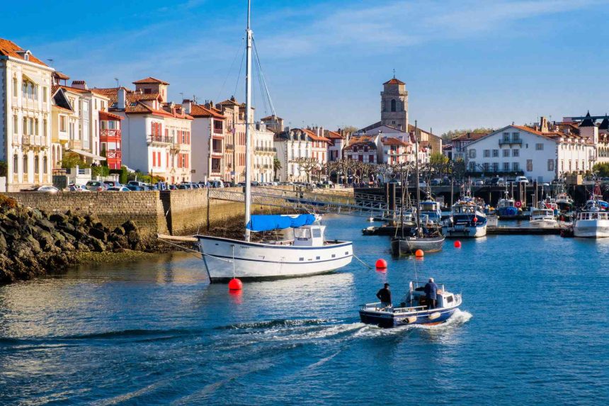 14 Charming Small Towns to Visit in France for Beautiful Beaches, Vineyards, and Castles