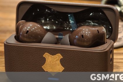 Realme Buds T500 Pro Harry Potter Edition hands-on