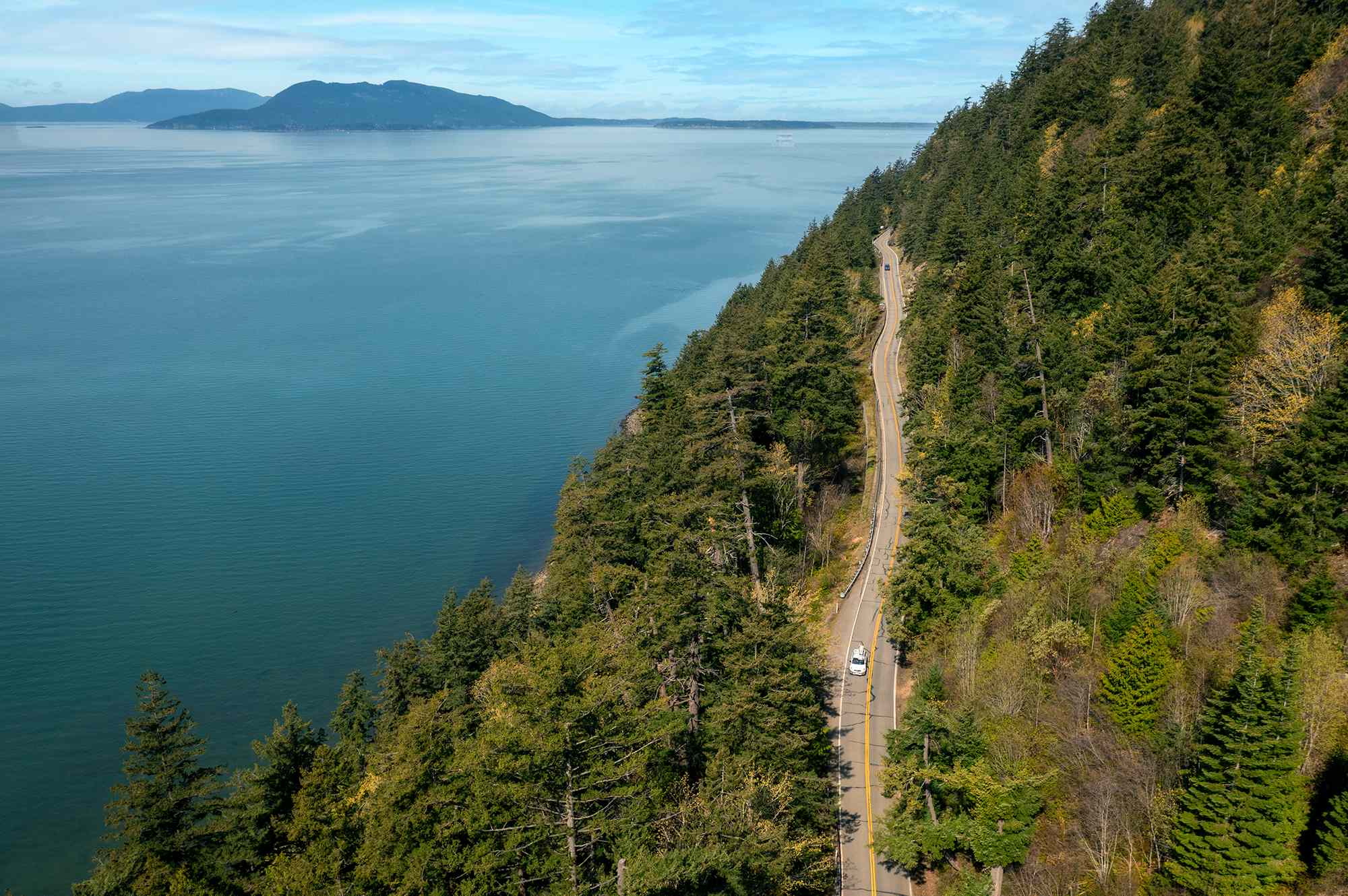 This Scenic Byway in Washington Draws Comparisons to Big Sur, With Coastal Views, Hiking Trails, and Local Oysters