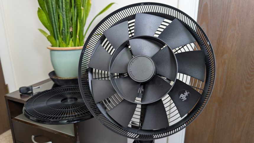 Balmuda’s Standing Fan Is Gorgeous, but Is It Worth $400? I Tested One to Find Out