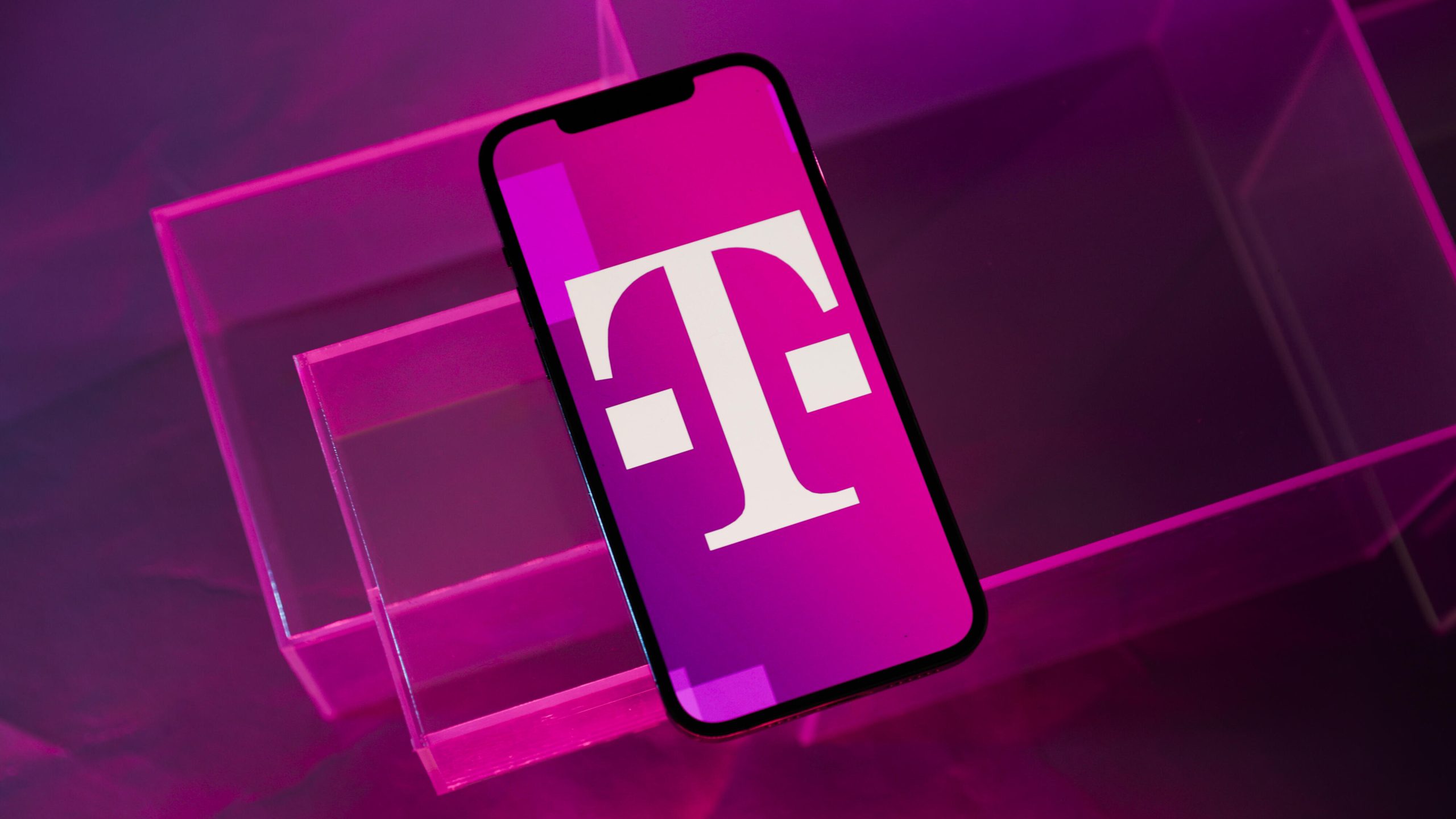 Best T-Mobile Plans: How to Choose and Which Ones to Pick in 2026