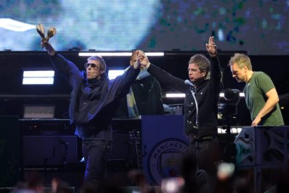 Oasis Sues to Block Auction of Unheard Recordings Held by Former Sound Engineer