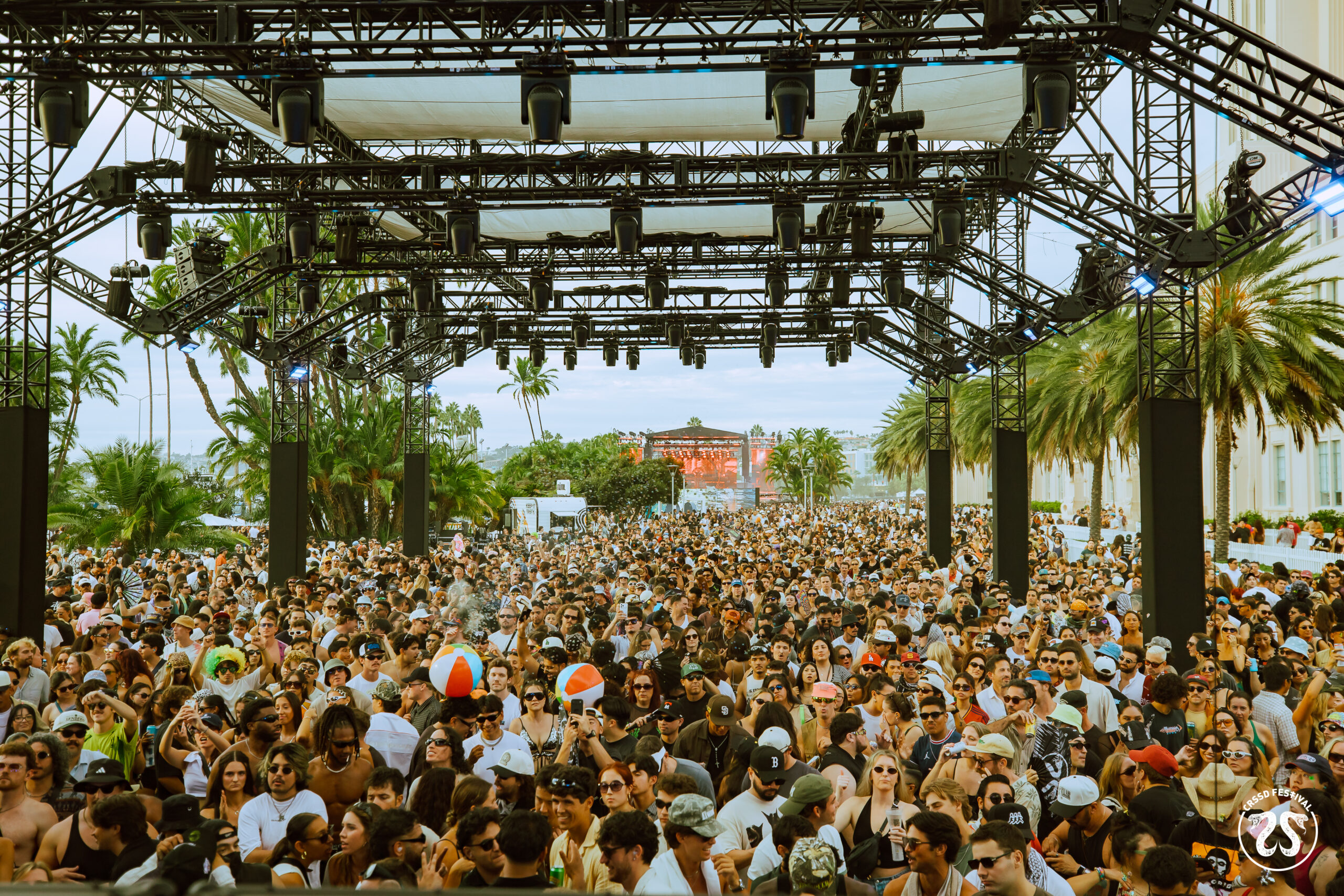 [Event Review] Fall’s CRSSD Festival Filled Waterfront Park with Energy and Joy