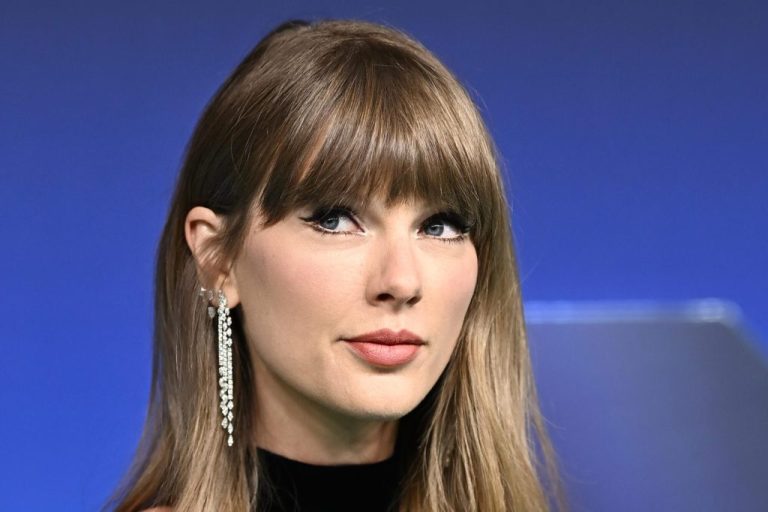 Taylor Swift Scores Second Week as U.K. No. 1 With ‘Patient Zero’