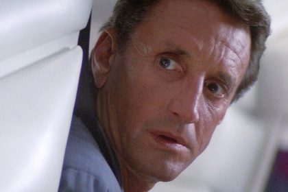 Roy Scheider Was In A Forgettable Sequel To A Genre-Defining Sci-Fi Movie