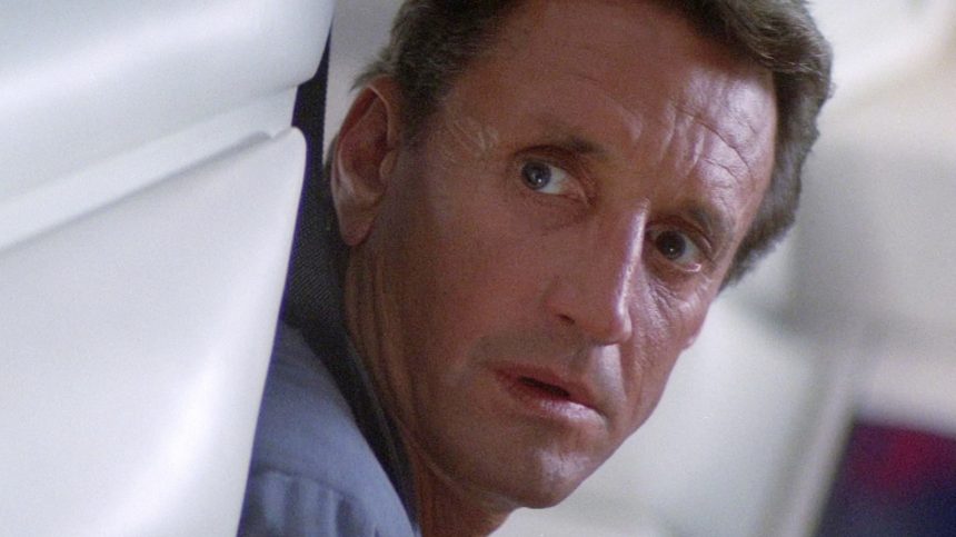 Roy Scheider Was In A Forgettable Sequel To A Genre-Defining Sci-Fi Movie