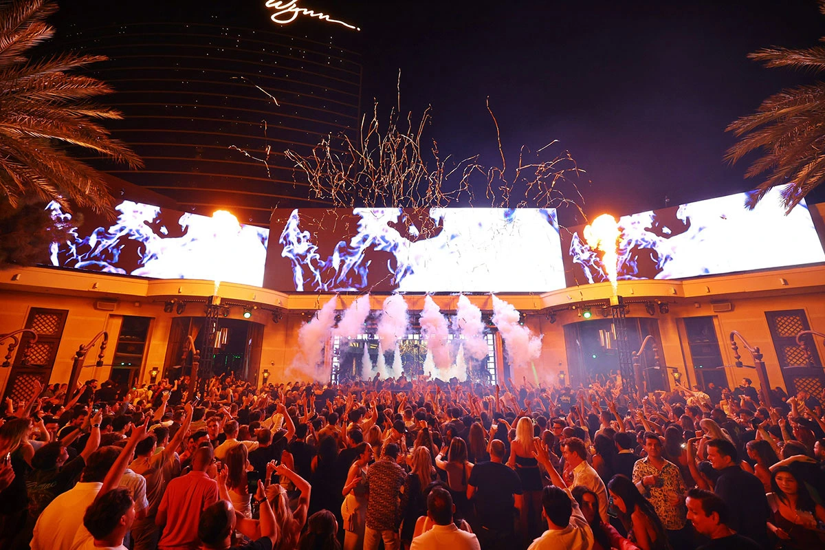 The Chainsmokers Return to Encore Beach at Night