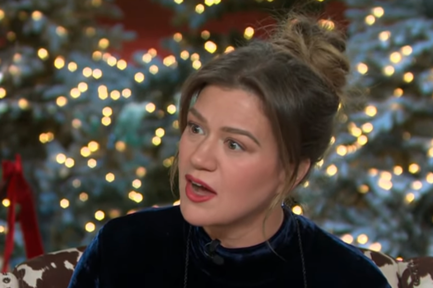 Kelly Clarkson saga escalates again as Brooklyn toy shop owner says singer ‘put us in danger’