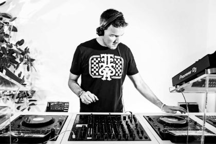 William James Channels Ibiza’s Energy on New Single ‘Cala Salada’